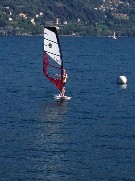Holiday Hotel Yachtsport Resort Lago Maggiore بريساغو المظهر الخارجي الصورة