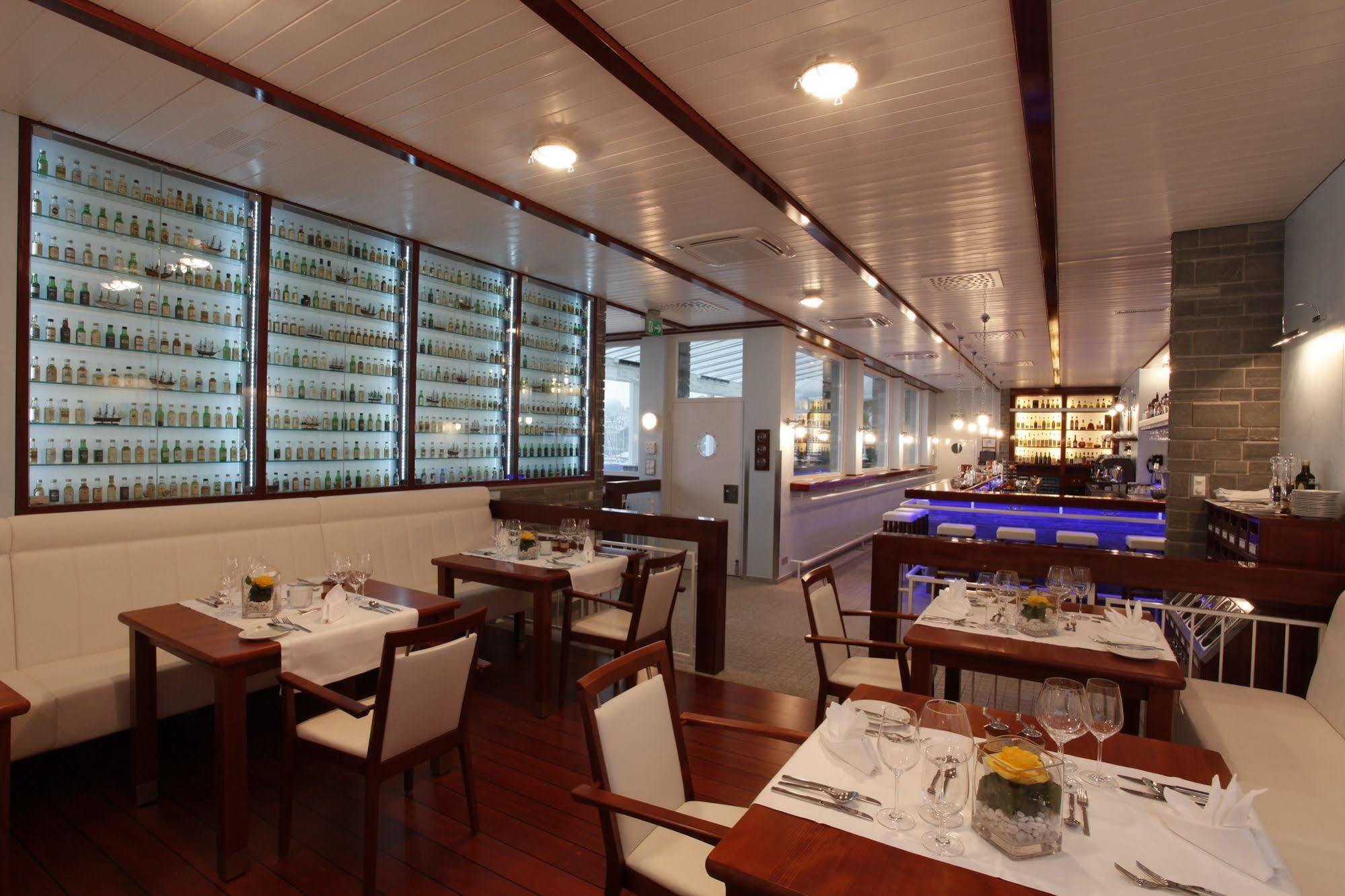 Holiday Hotel Yachtsport Resort Lago Maggiore بريساغو المظهر الخارجي الصورة