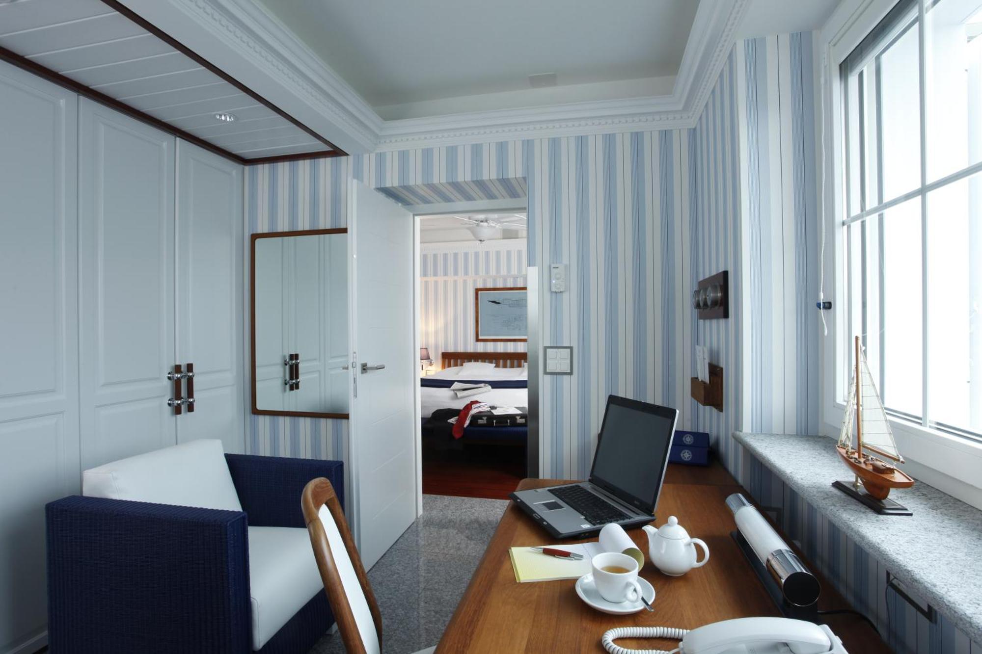 Holiday Hotel Yachtsport Resort Lago Maggiore بريساغو المظهر الخارجي الصورة